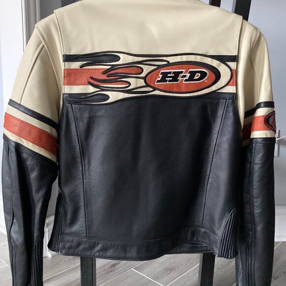 Harley Davidson Leather Jacket - Picture 2 of 5